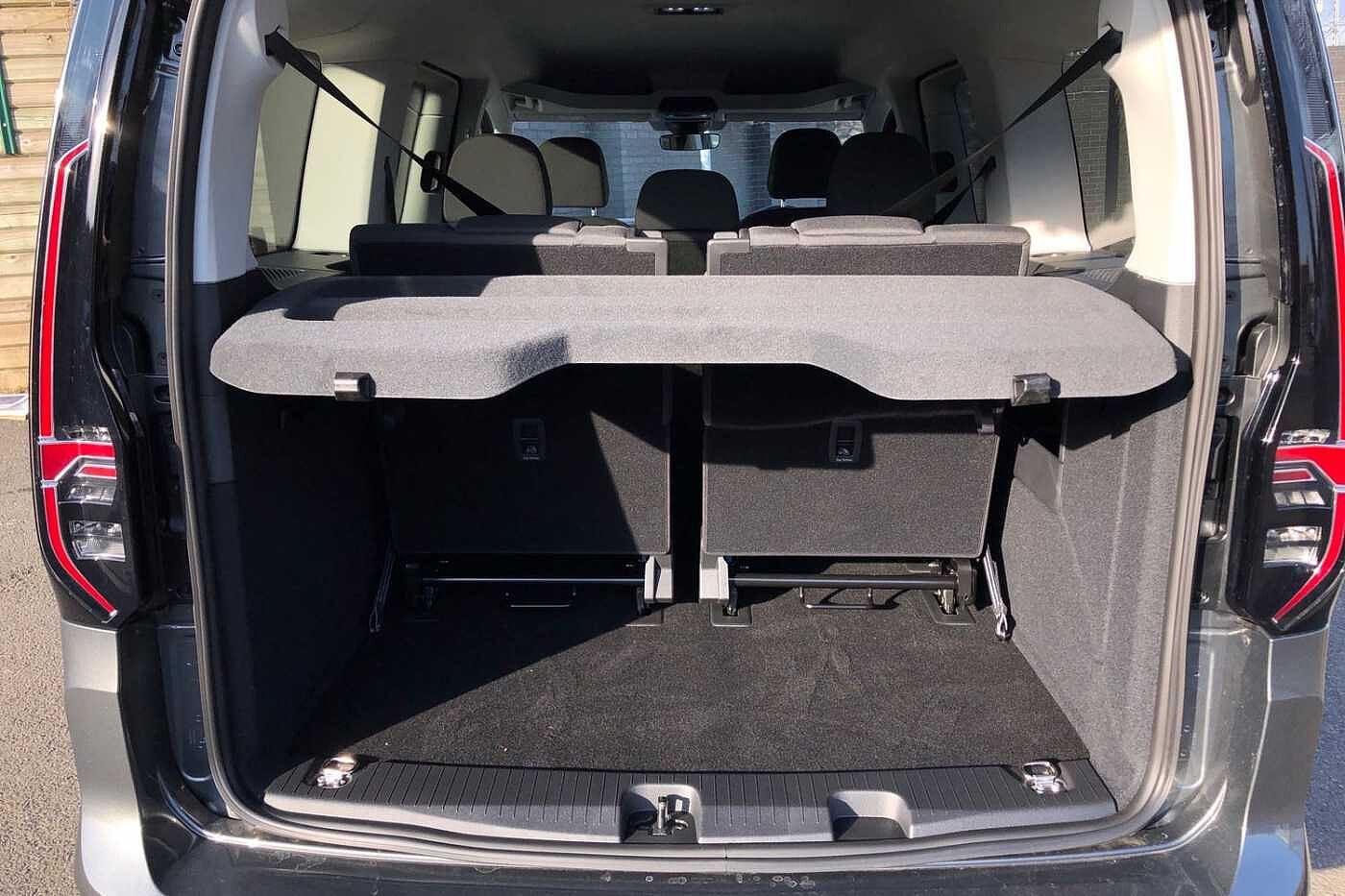 Volkswagen Caddy C20 Life Maxi 122 PS 2.0 TDI 7sp DSG